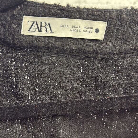 Zara Black Cardigan Heavy Sweater with Relaxed Silhouette Gold Button Size Large - Picture 2 of 4